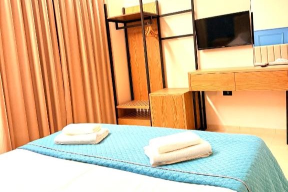 Deluxe Room 2