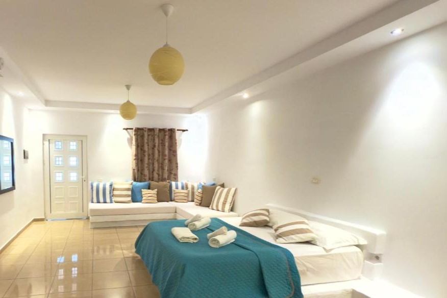 Deluxe Room 2