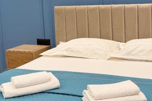 Deluxe Room 1