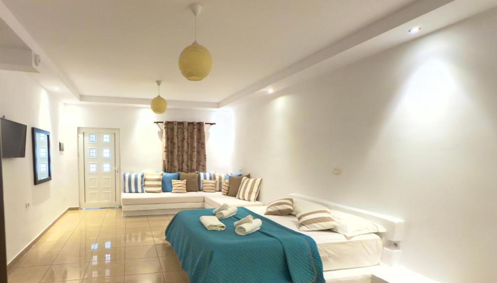Deluxe Room 2